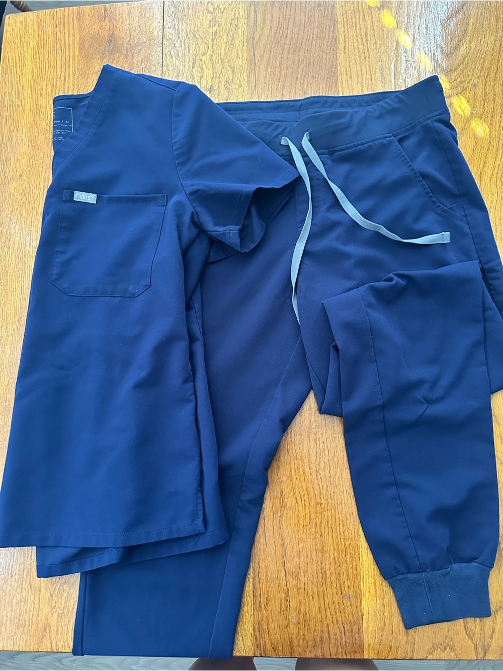 Figs Scrubs navy, M and MT